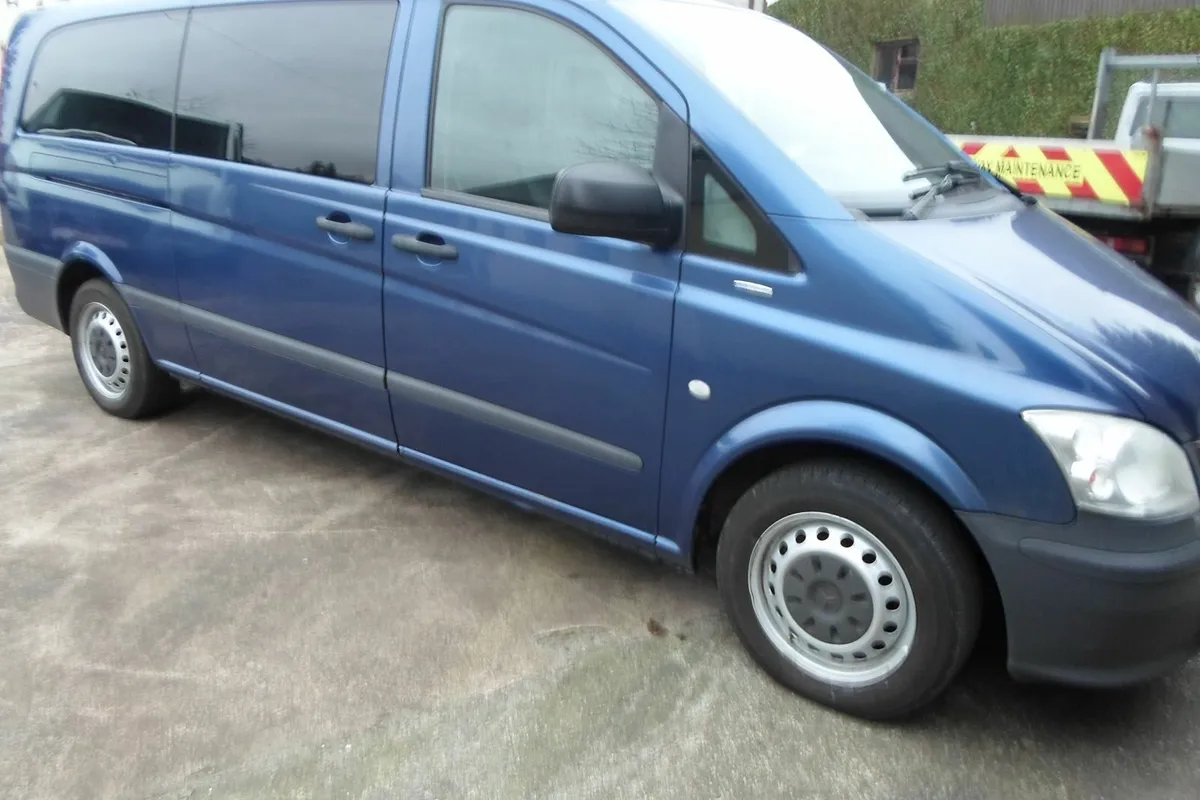 Mercedes VITO MINIBUS - Image 1