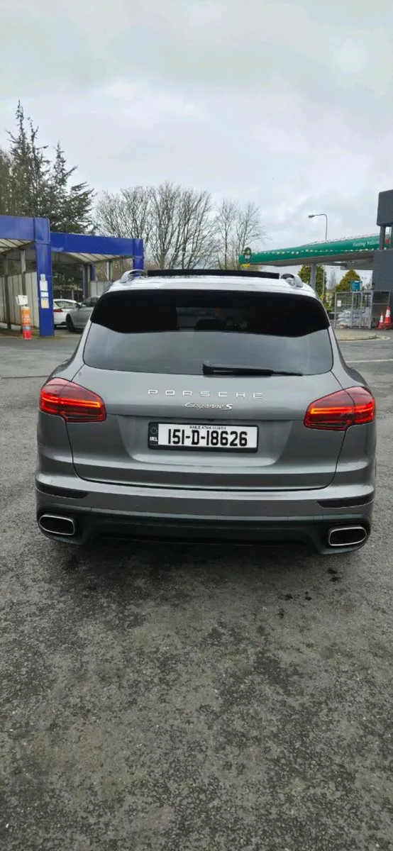 Porsche Cayenne S Platinum Edition 3.0D - Image 4