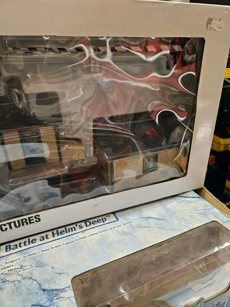 Hornby Walthers O Gauge Trackside Accessories - Image 4