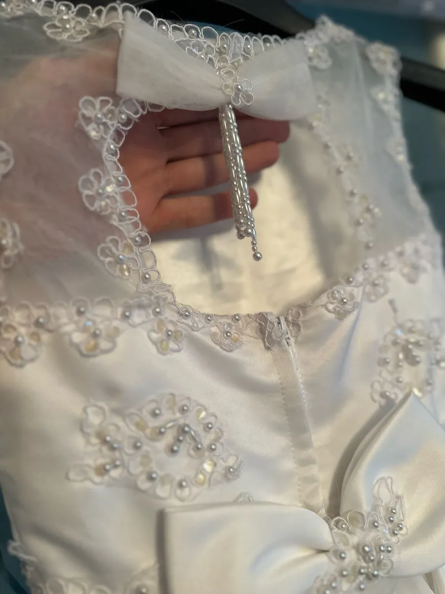 Communion dress - Image 4