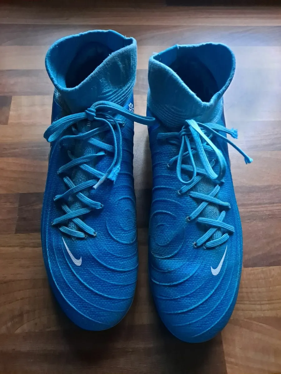 Nike Boots - Image 1