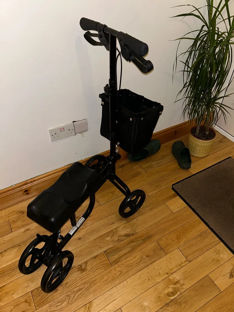 Knee Scooter - Image 1