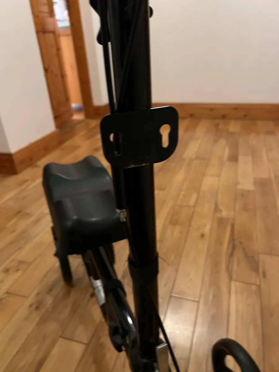 Knee Scooter - Image 3