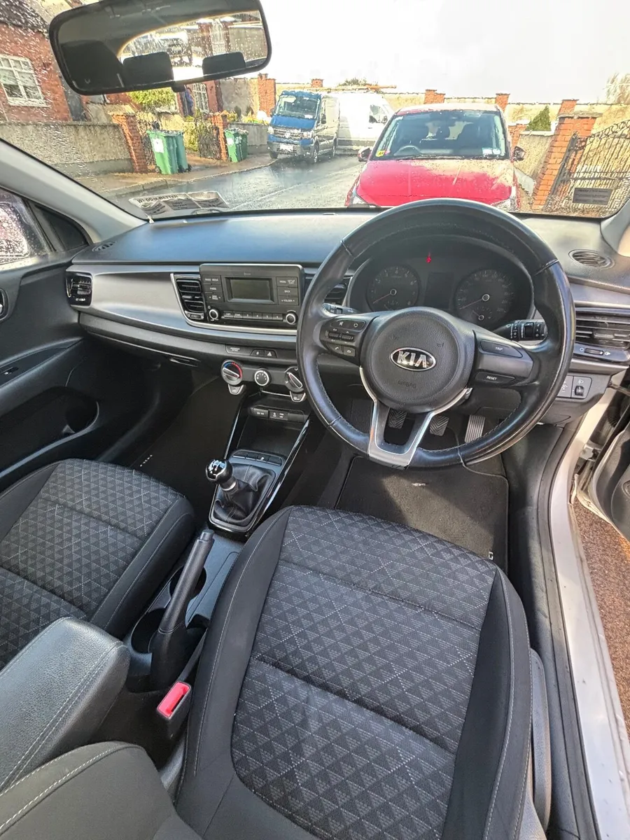 Kia Rio 2017 ****LOW MILEAGE*** - Image 3