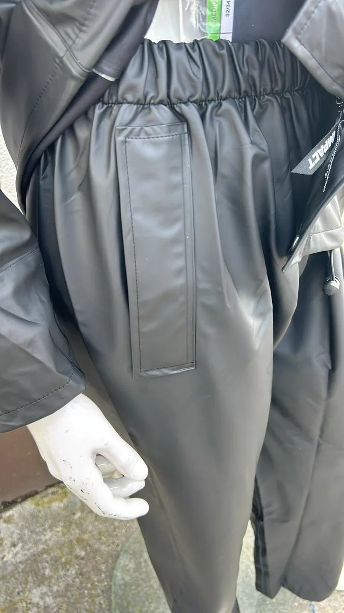 impact BREATHABLE  🌦️Waterproofs all sizes - Image 3