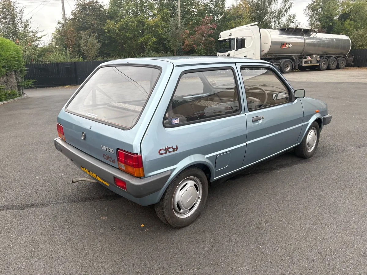 1987  Austin metro  city - Image 2