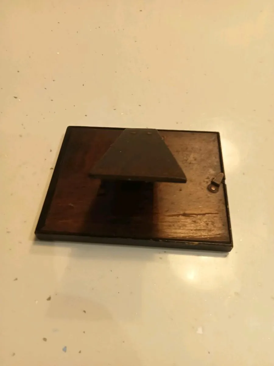 Two old cross stitch pictures - Image 2