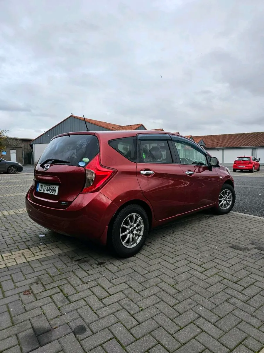 Nissan Note Automatic 1.2 2013 - Image 2
