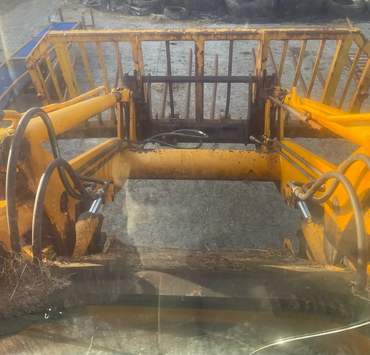 Silage Fork For Sale - Image 3