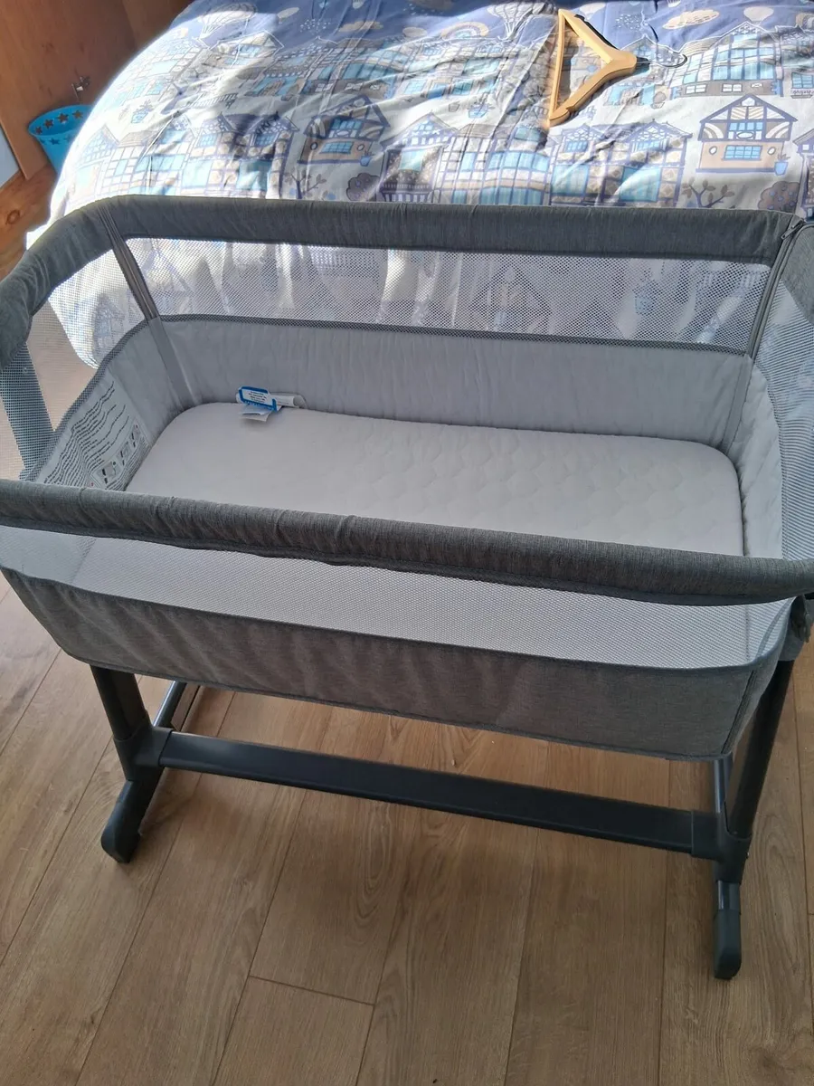 Baby cot