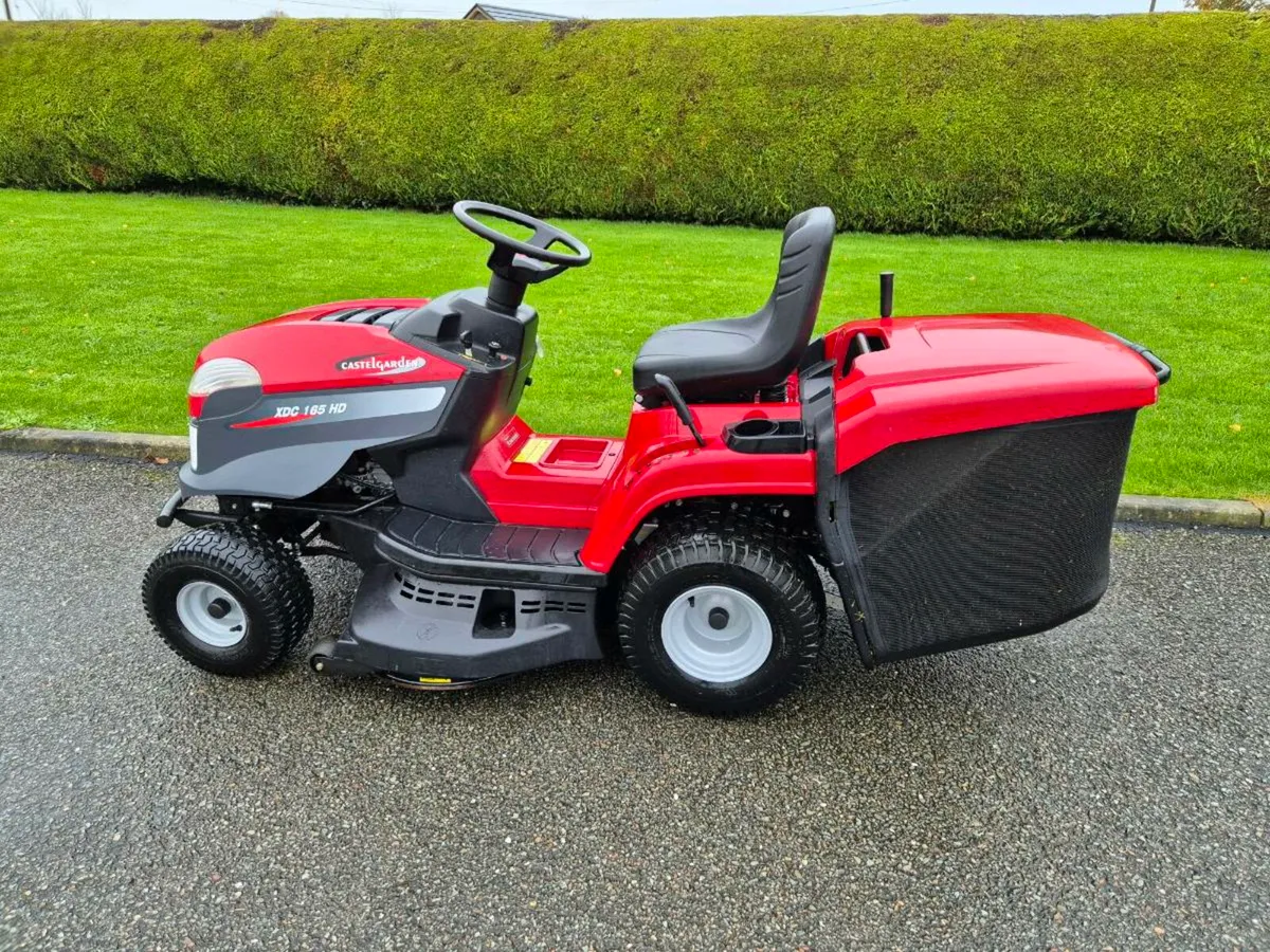 Ride on lawnmower - Image 3