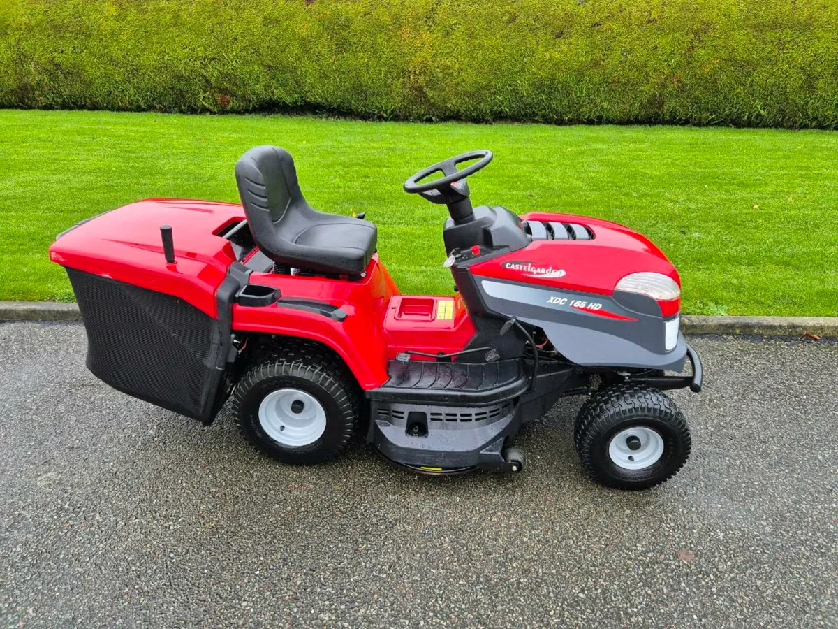 Ride on lawnmower - Image 4