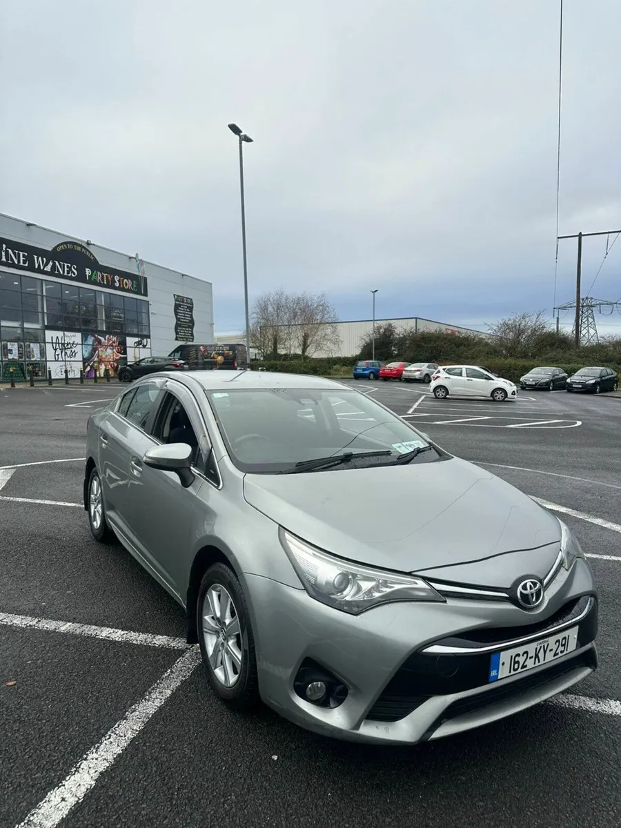 Toyota Avensis 2016 - Image 2
