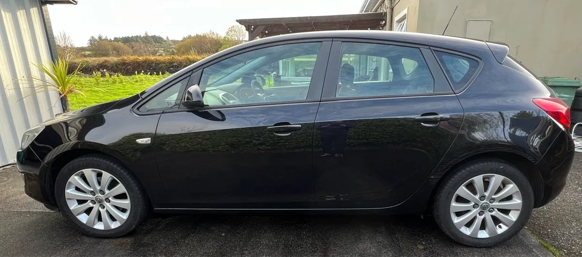 Opel Astra - Image 4