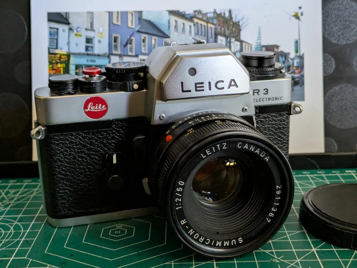 🎞️ Leica R3 Electronic SLR + Summicron R 1:2/50mm - Image 1