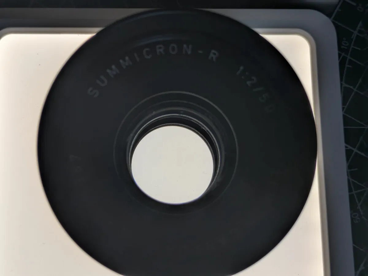 🎞️ Leica R3 Electronic SLR + Summicron R 1:2/50mm - Image 4