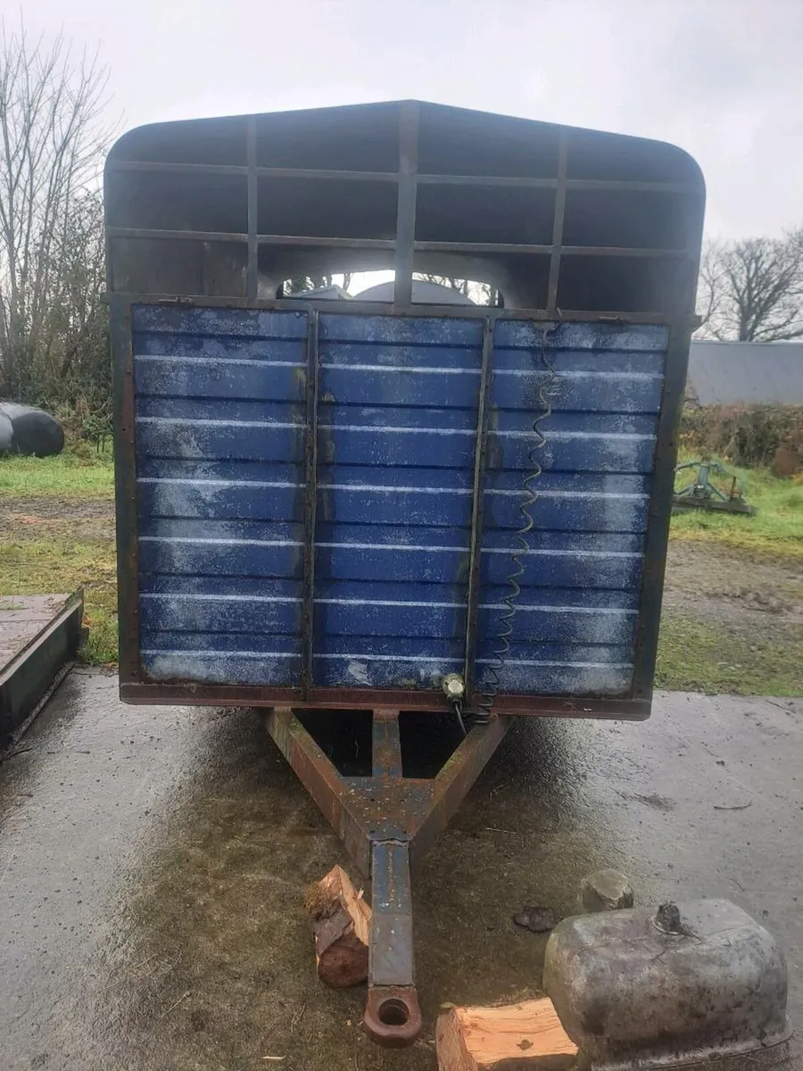 Cattle Trailer - Image 3