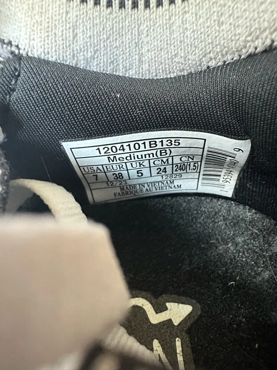 Brooks Running Shoes Women’s - Image 4