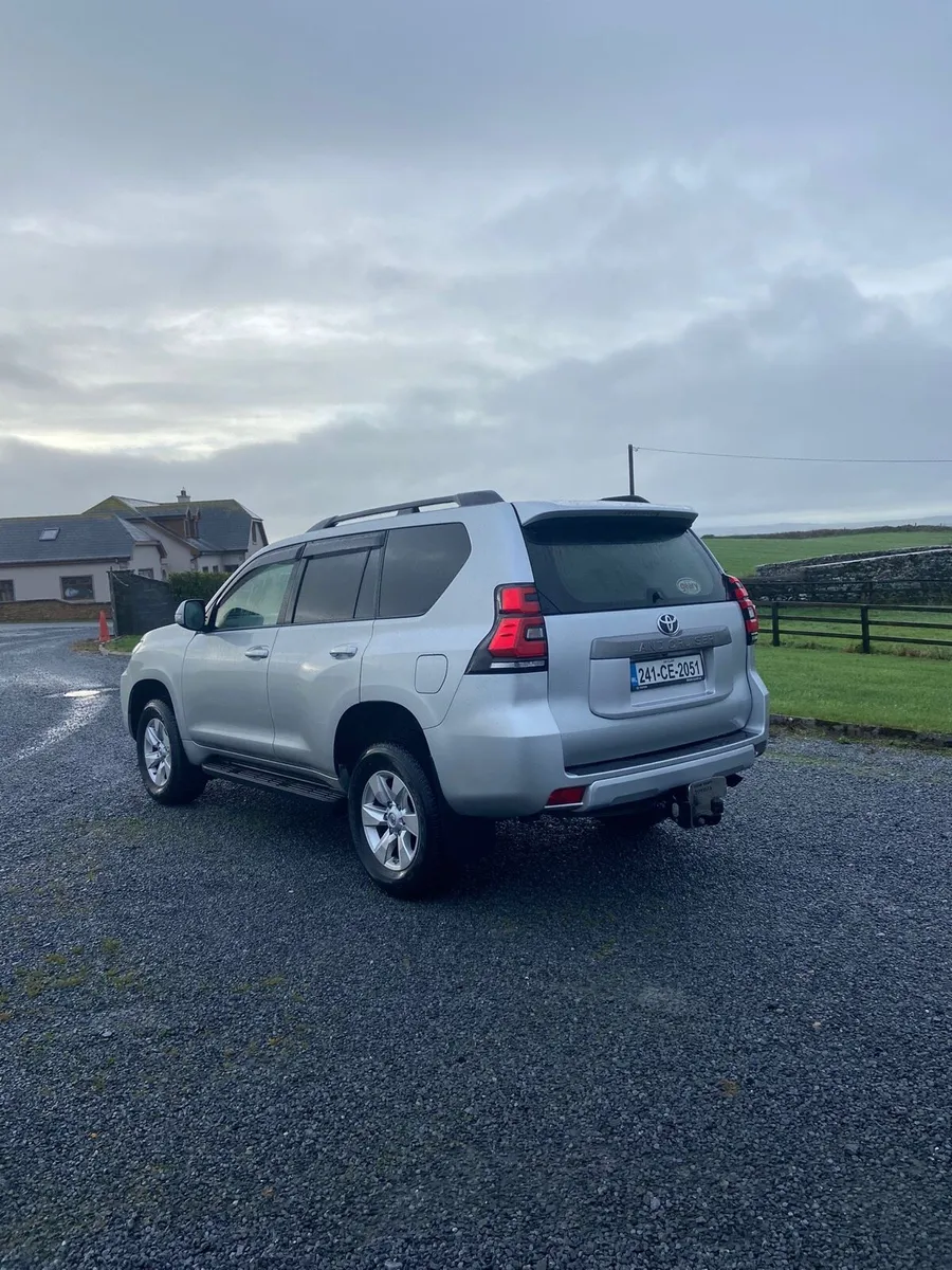 Toyota Landcruiser - Image 3