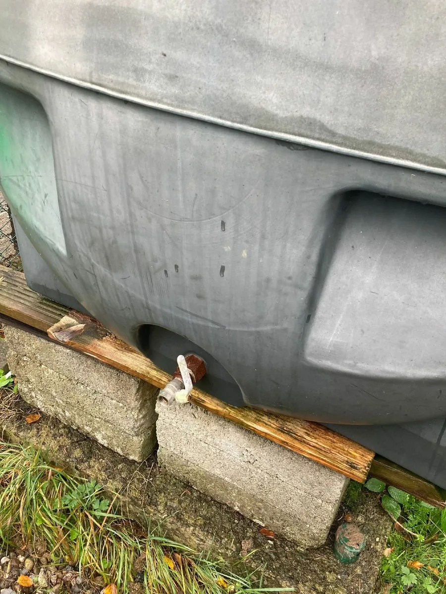 Oil tank 1300 litres - Image 2