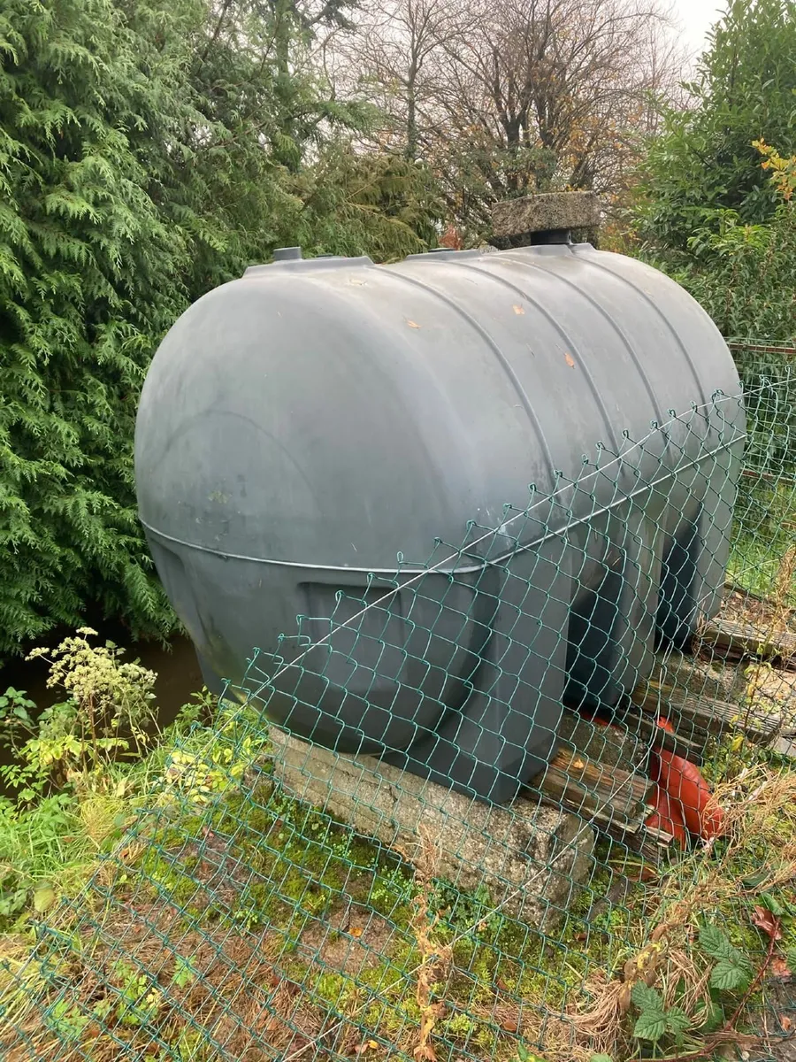 Oil tank 1300 litres - Image 3