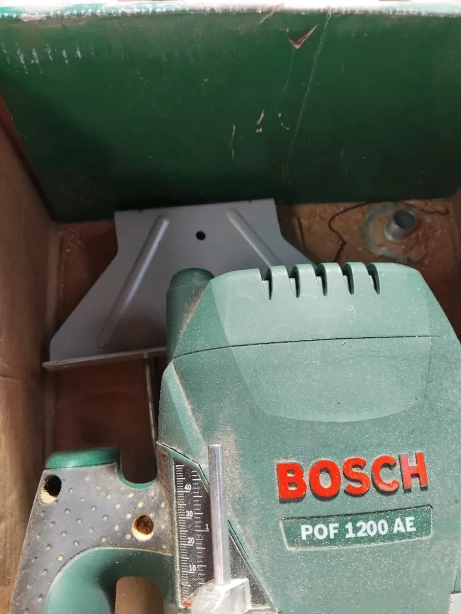 Bosch  Router - Image 4