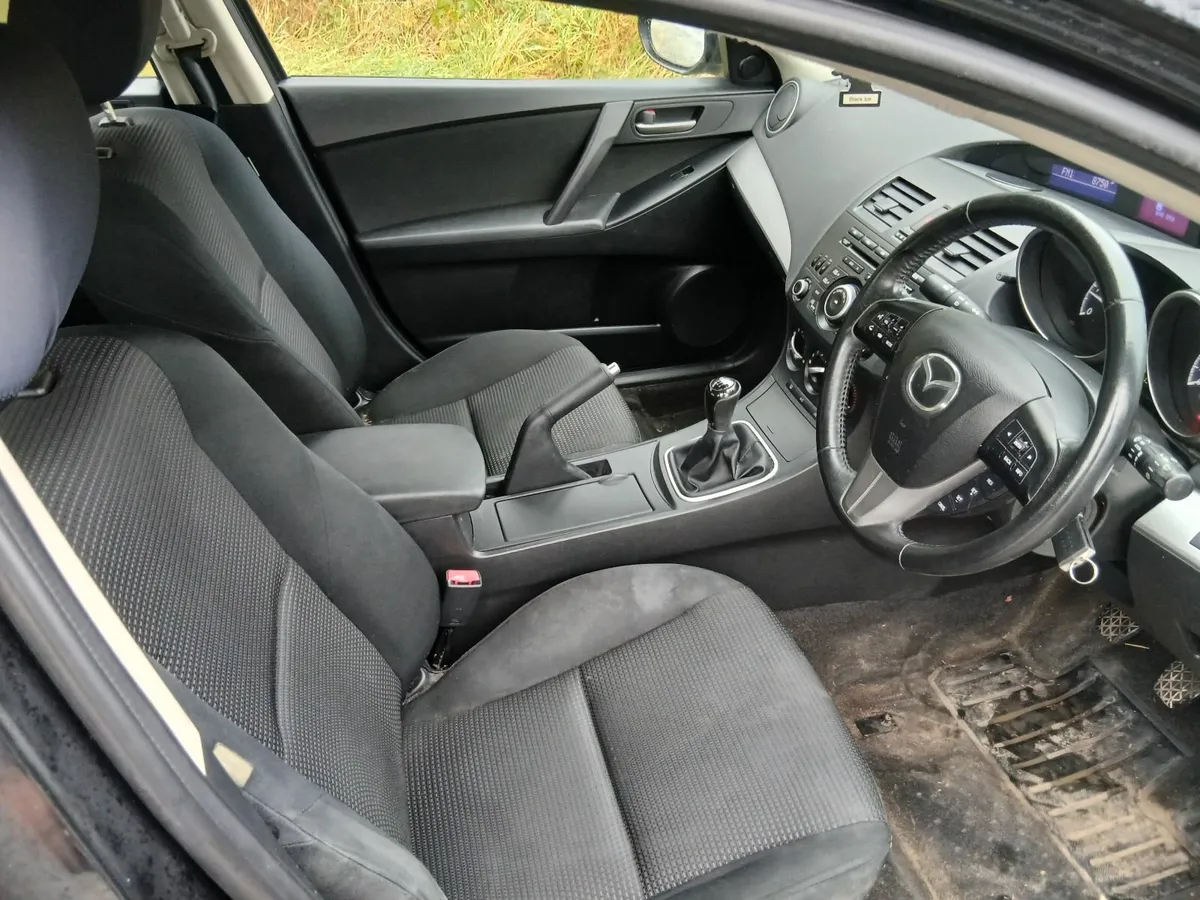 Mazda Mazda3 2012 - Image 3