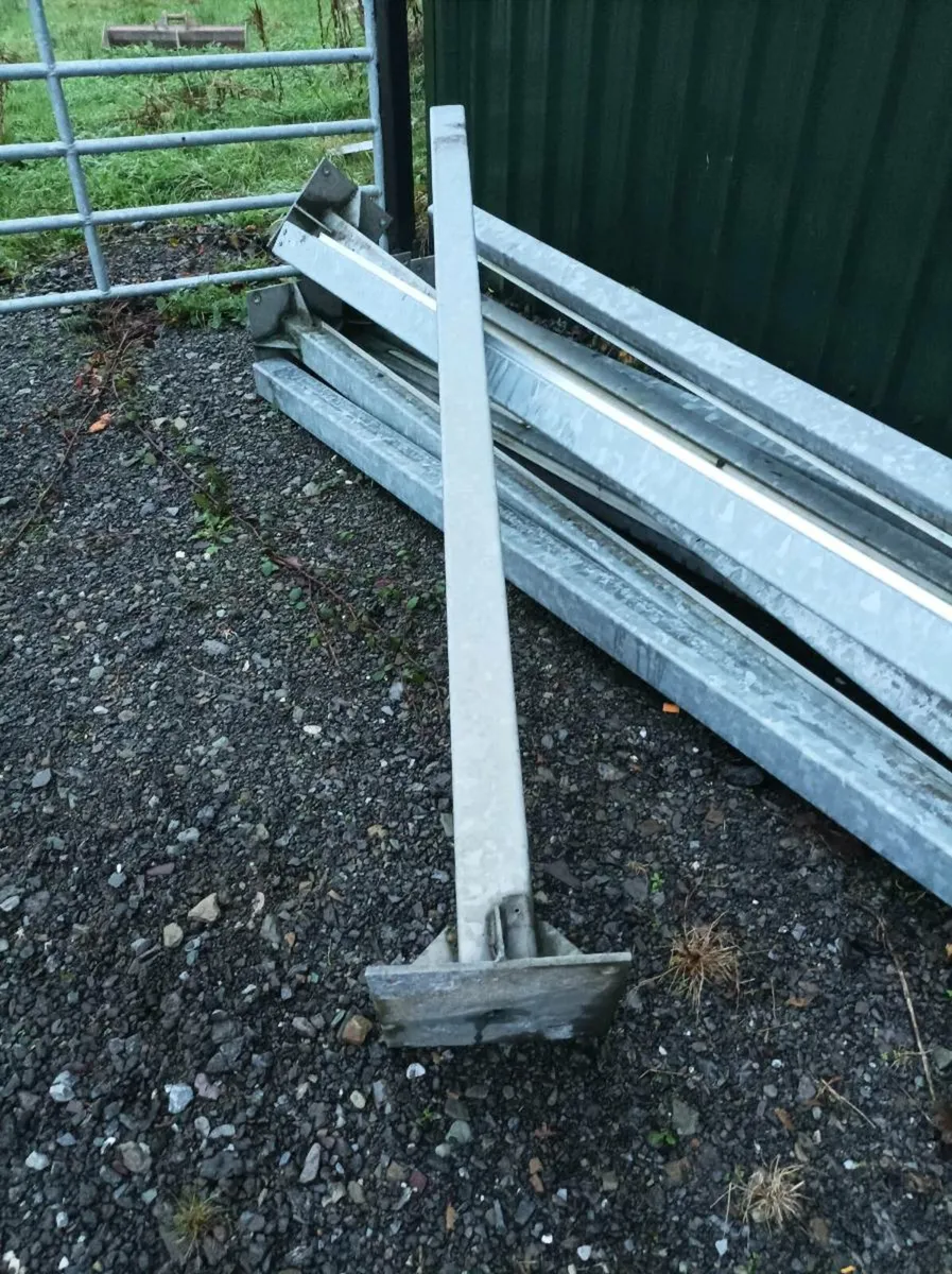 Gate Posts - Image 1