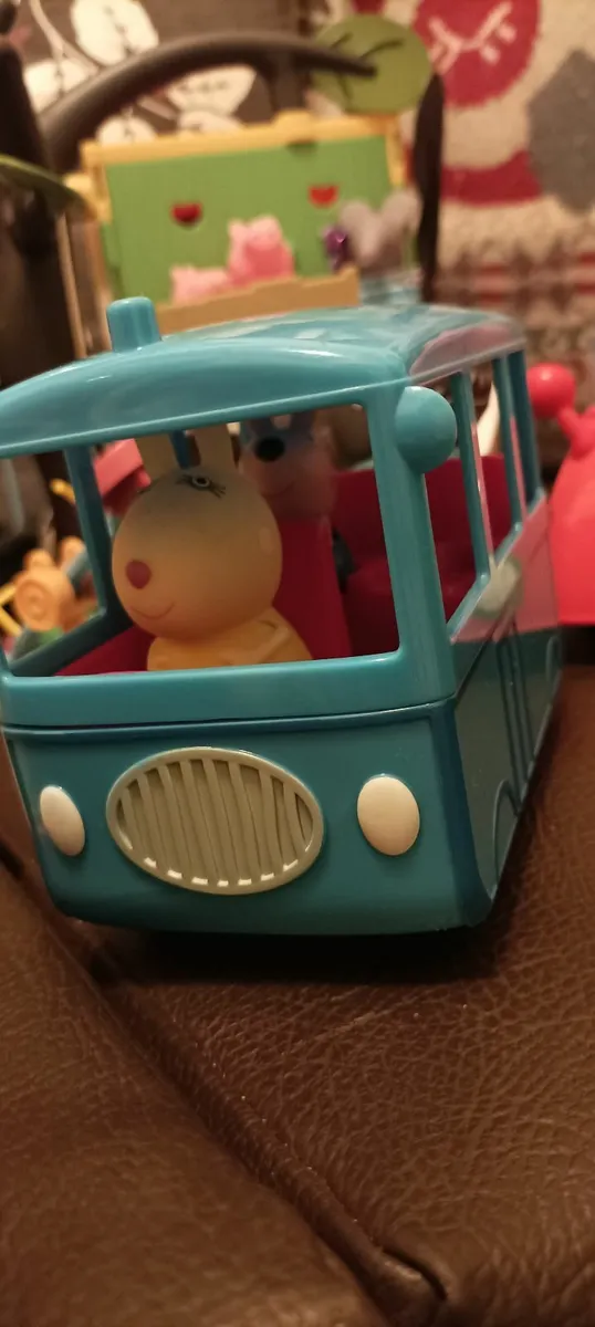 Peppa pig toys bundle - Image 2
