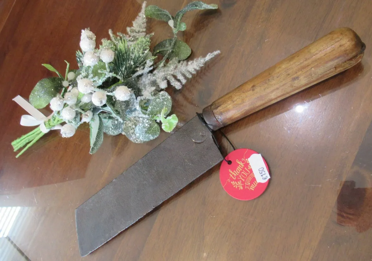 antique vintage CHOPPING AXE cottage pub tools - Image 2