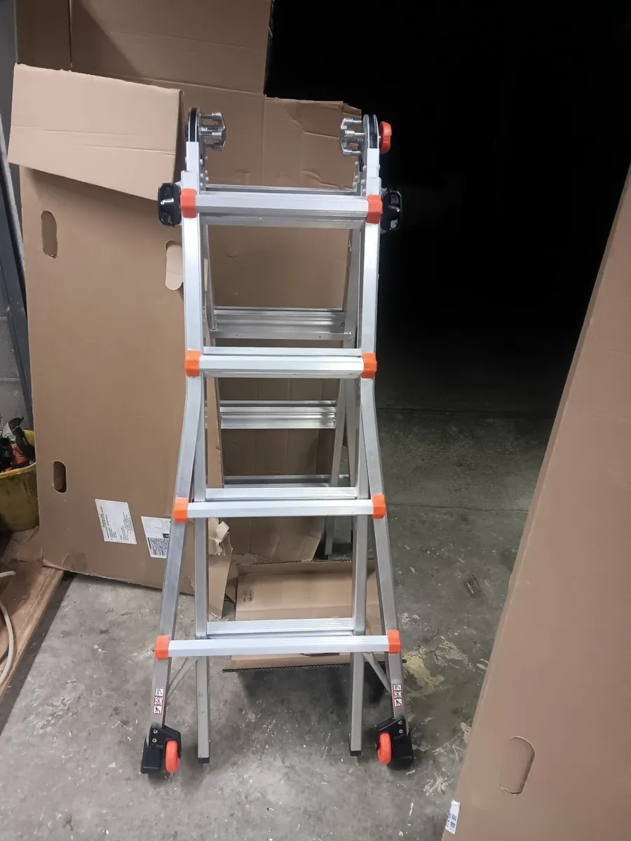 Extendable step ladders - Image 2