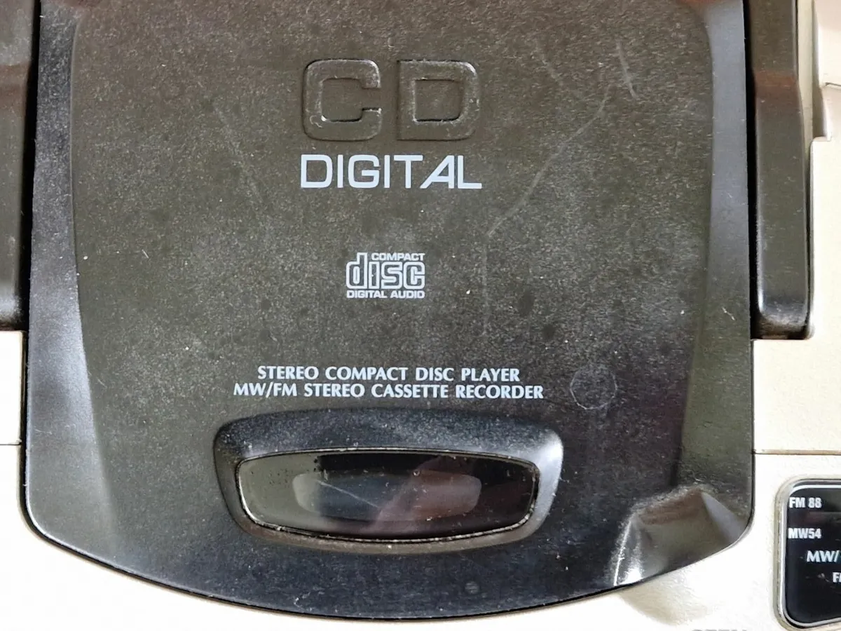 ALBA Stereo CD Player MW-FM Stereo Cassette Player - Image 4