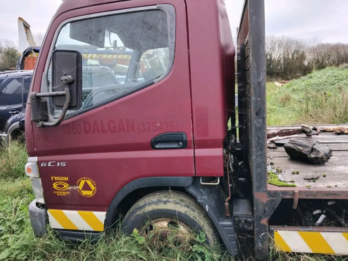 Mitsubishi canter - Image 2