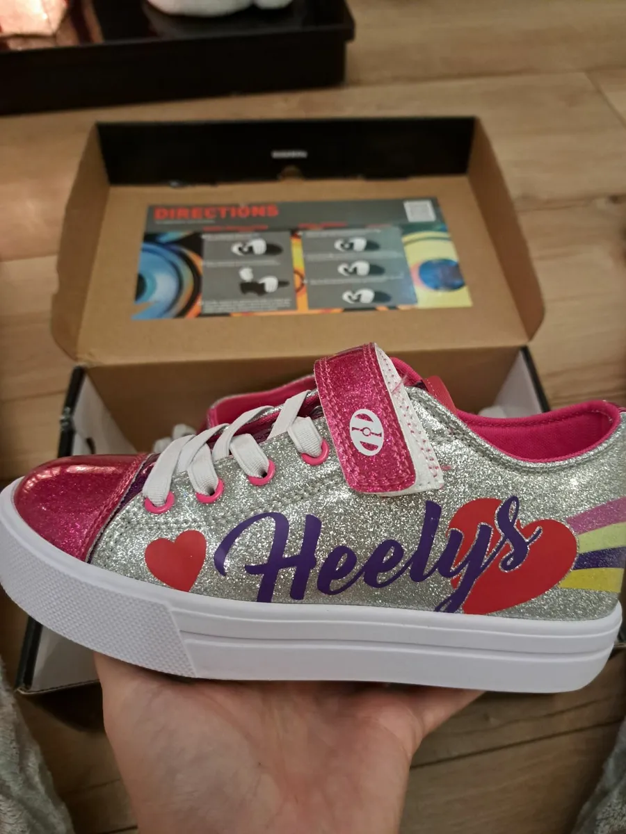 Heelys Shoes Silver Rainbow Heart size 13 - Image 1