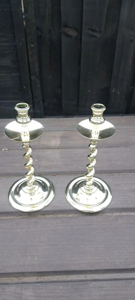 Old original  brass  barley twist  candle holders - Image 3