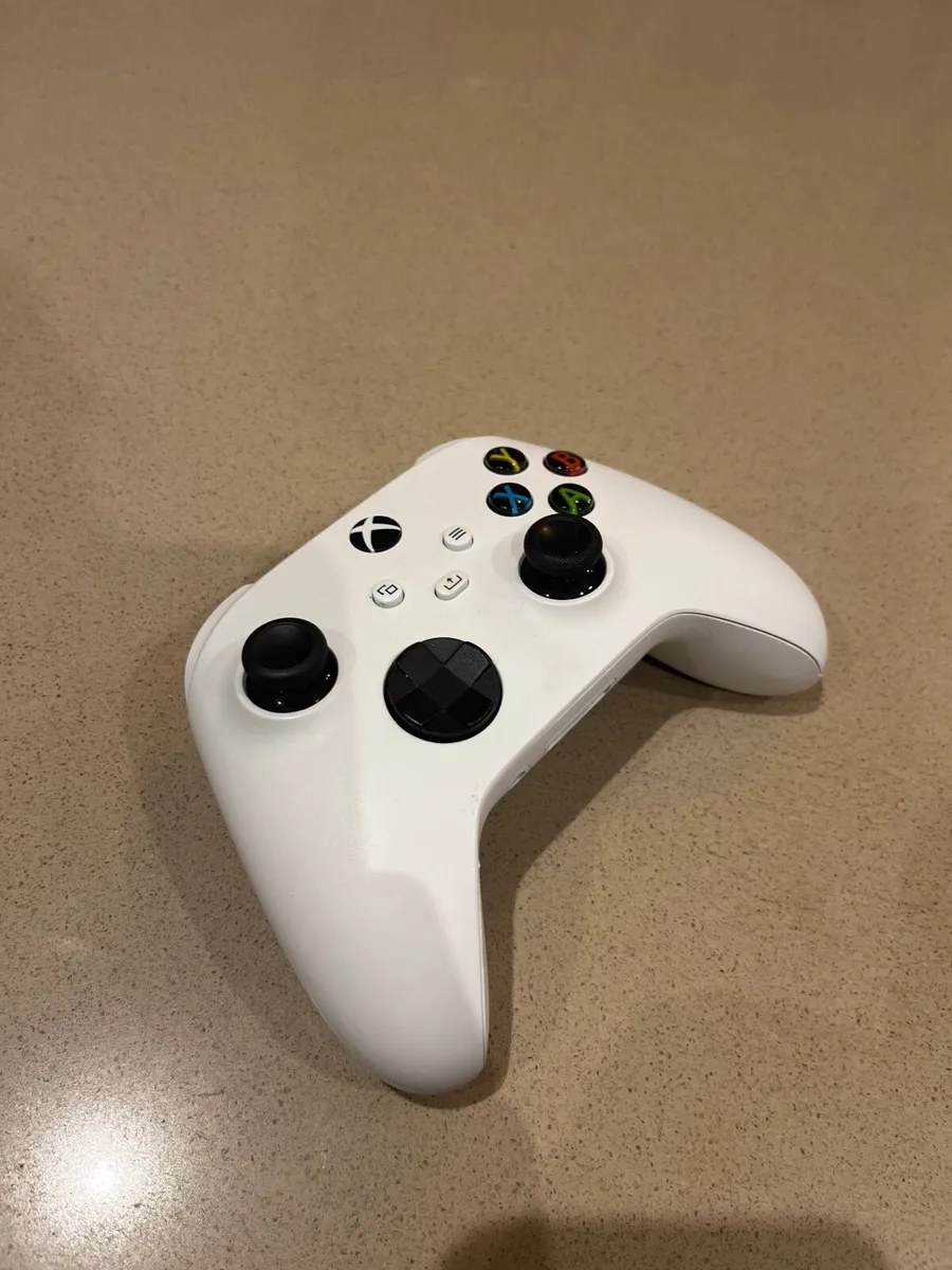 Xbox Controller - Image 1