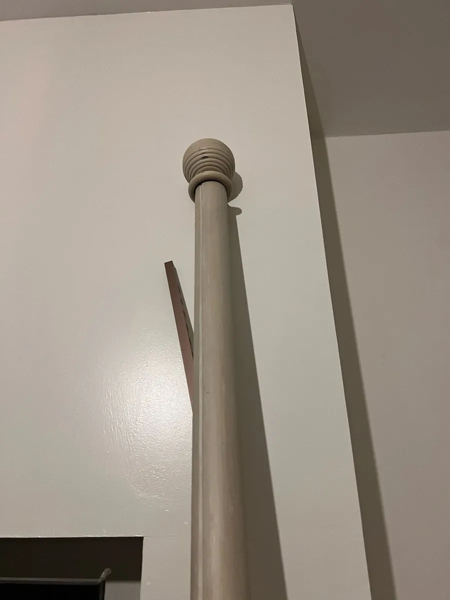 Curtain Pole - Image 3