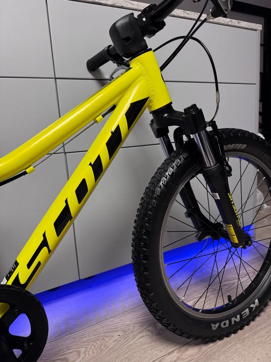 SCOTT Scale Kids Bike 20 inch - Image 3