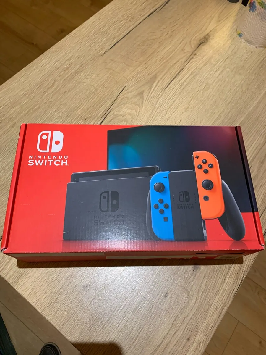 Nintendo Switch - Image 2