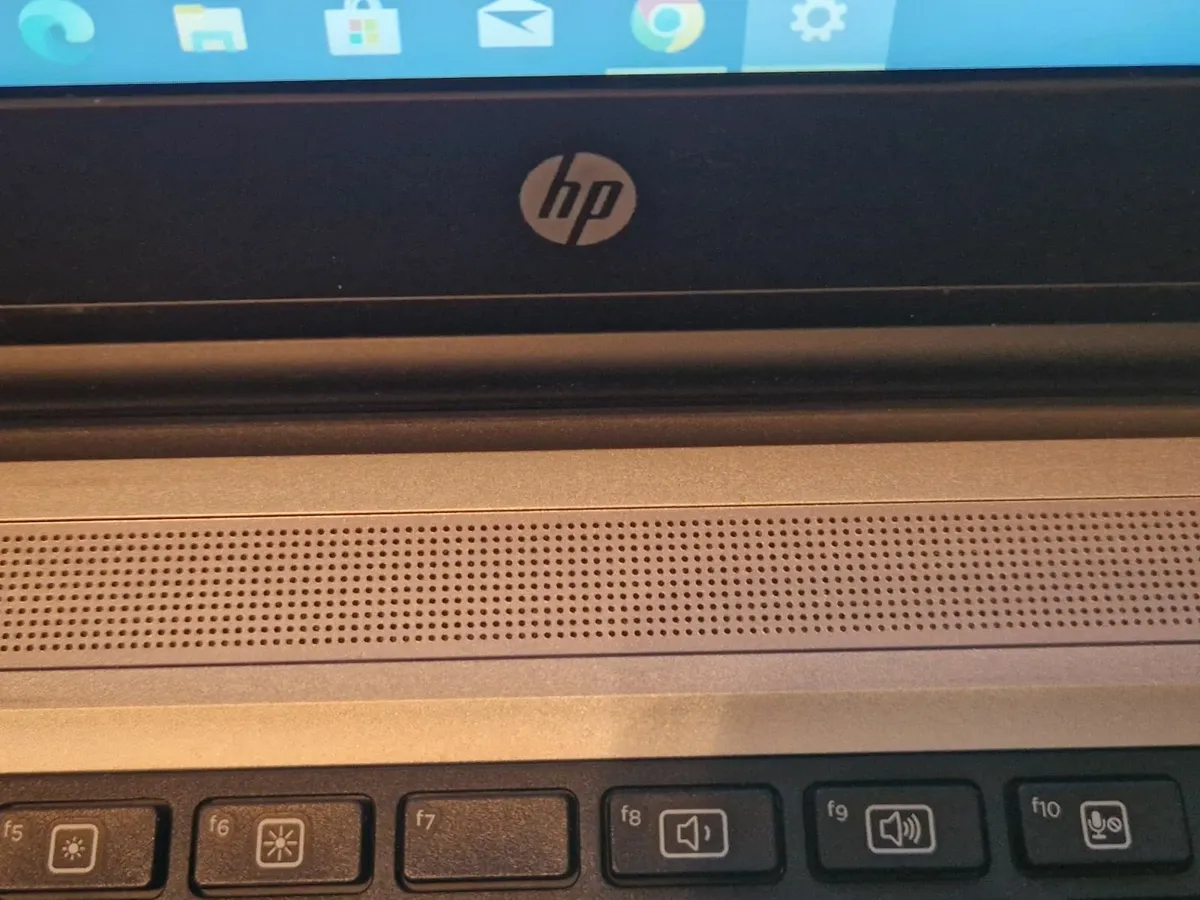 HP ProBook 640 G3 Laptop,  i5,  4GB Ram, 250GB HDD - Image 3