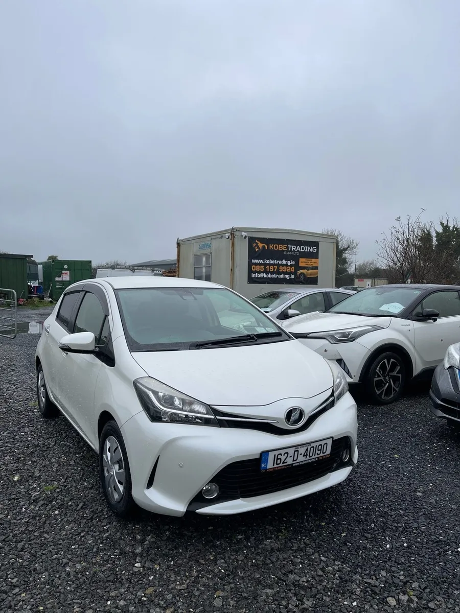 Toyota Vitz 2016 🚗 1.3 Automatic - Image 1