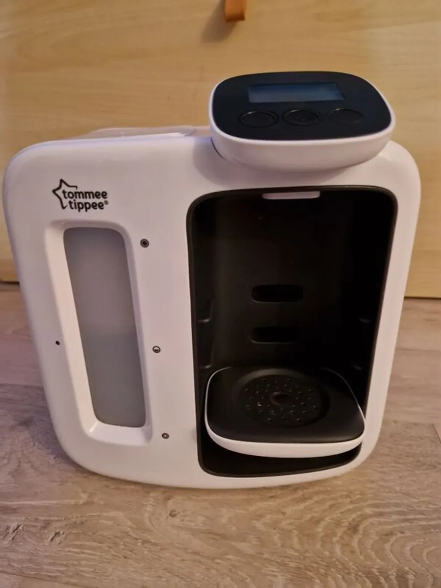 Tommee Tippee Bottle Maker - Image 1