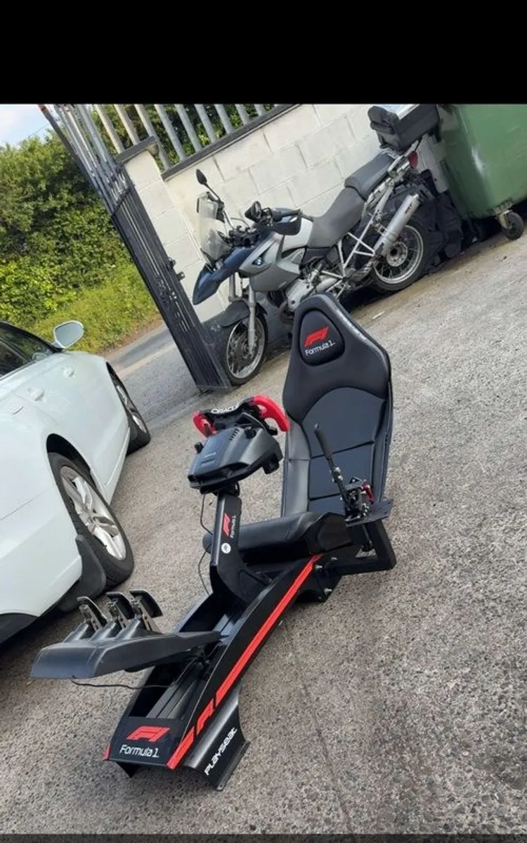 Playseat Formula 1 Simulator Rig - Image 1