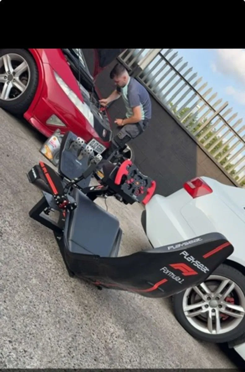 Playseat Formula 1 Simulator Rig - Image 2