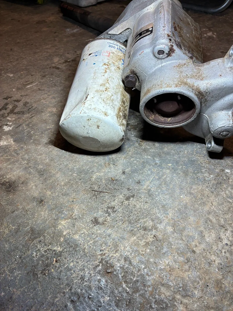 Hydraulic pump auxiliary - Image 2