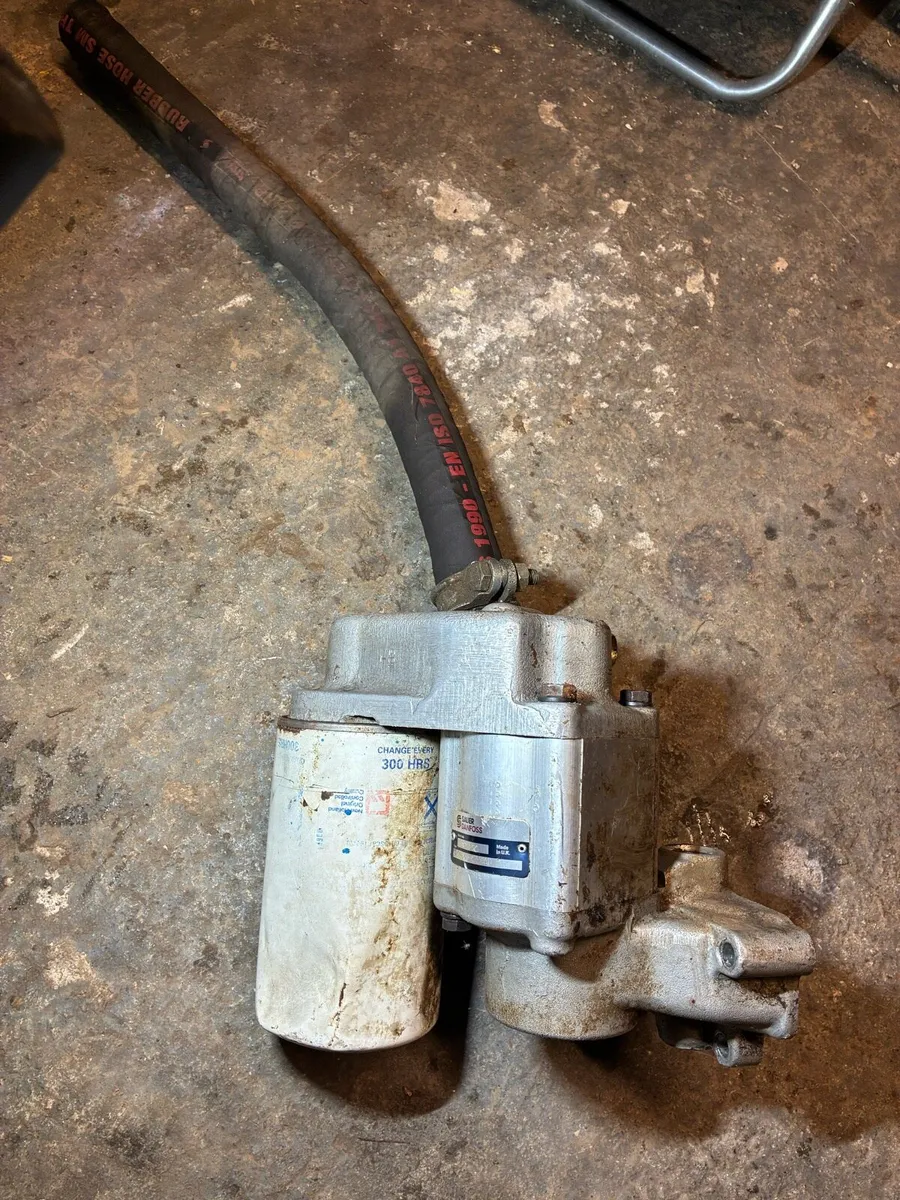 Hydraulic pump auxiliary - Image 3