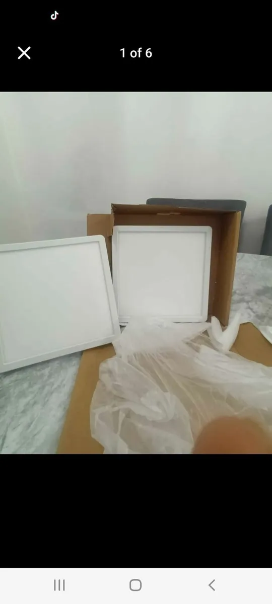 Light new Florescent pair 2 pieces - Image 1