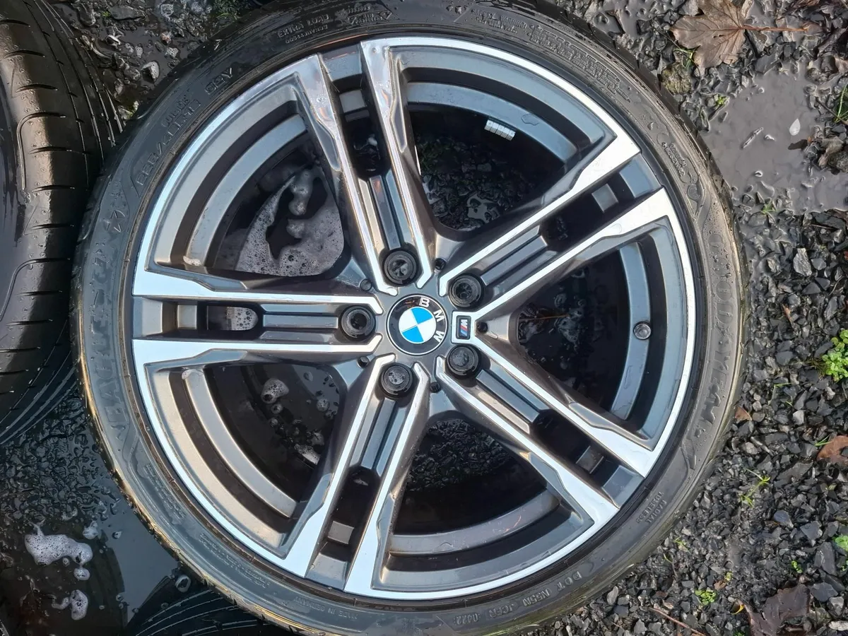 18" Genuine Bmw 1 Series M Sport Alloys with tyres - Image 2