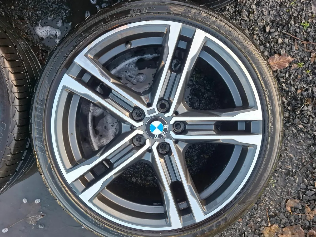18" Genuine Bmw 1 Series M Sport Alloys with tyres - Image 4