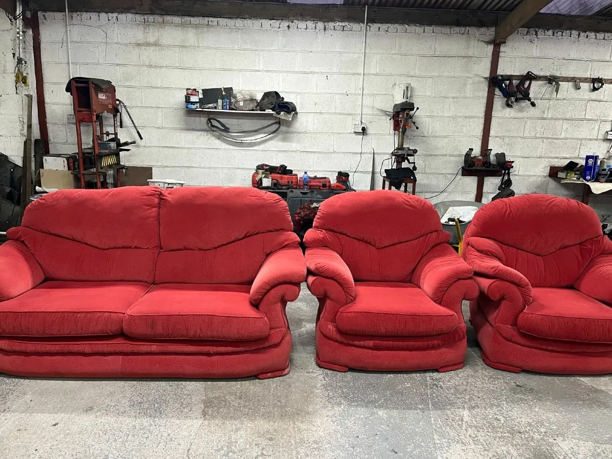 Couch and 2 x Armchairs - Image 2